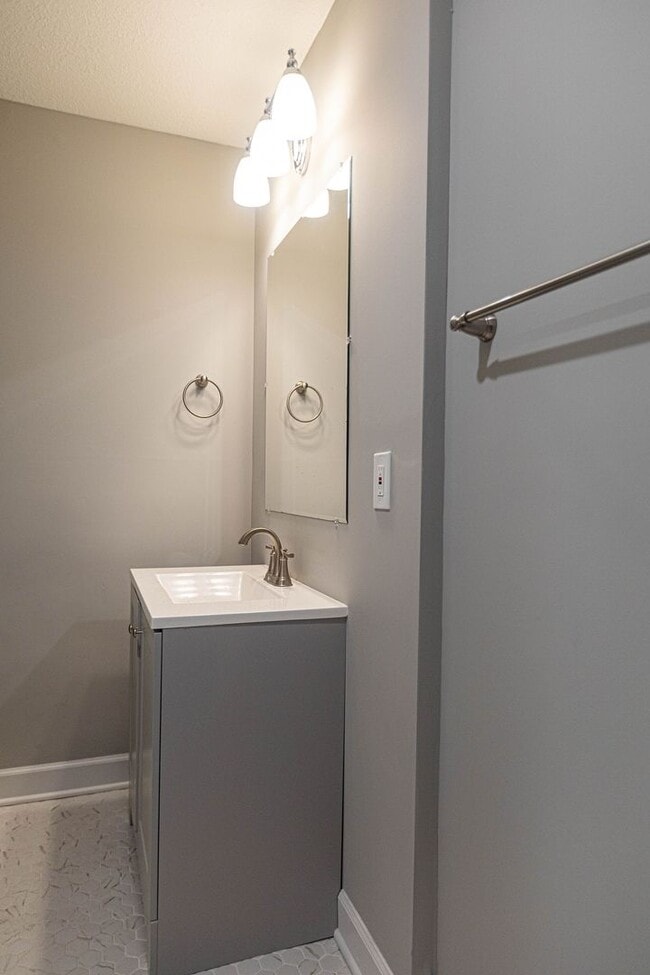 Interior Photo - Shawnee Apartments