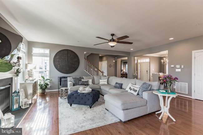 Building Photo - 2716 Beech Orchard Ln