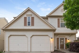 Building Photo - 4425 Ridgefair Dr