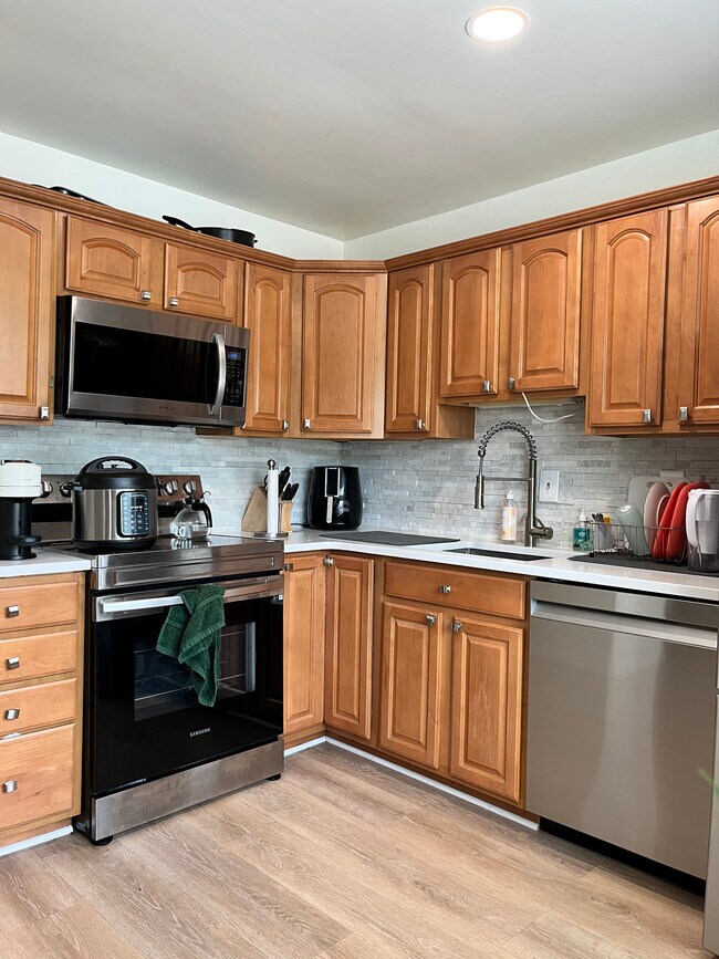 Cocina - 8427 Snowden Oaks Plz