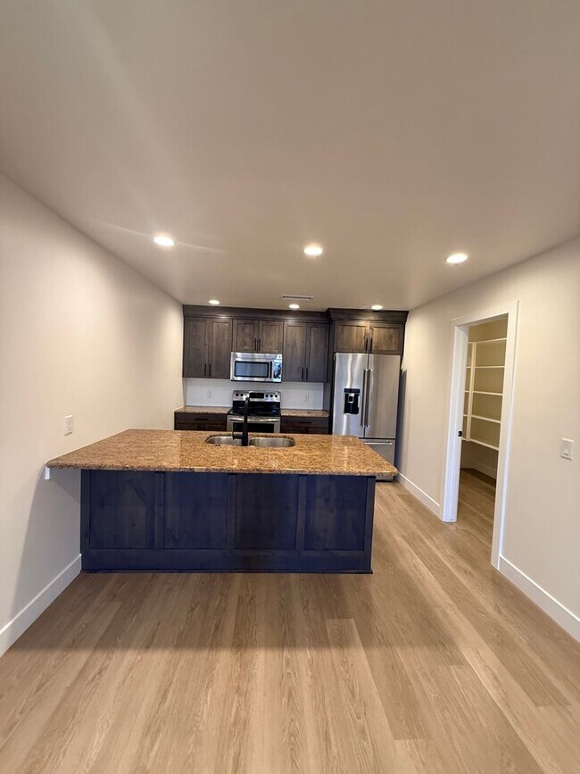 Foto del edificio - 507 N 3650 W