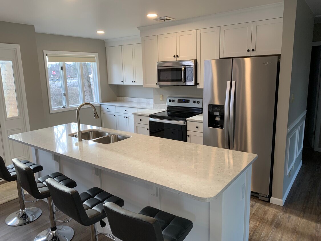 Kitchen - 109 Danea Ln