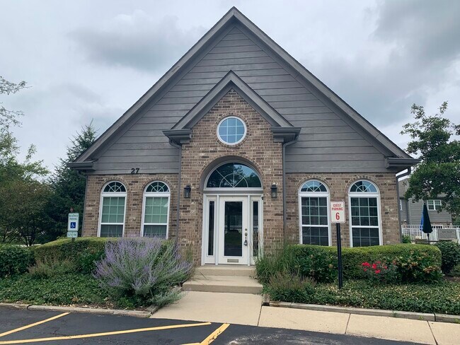 Foto del edificio - 19 Foxcroft Rd