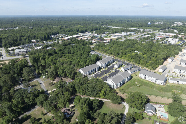 Building Photo - Langley Pointe