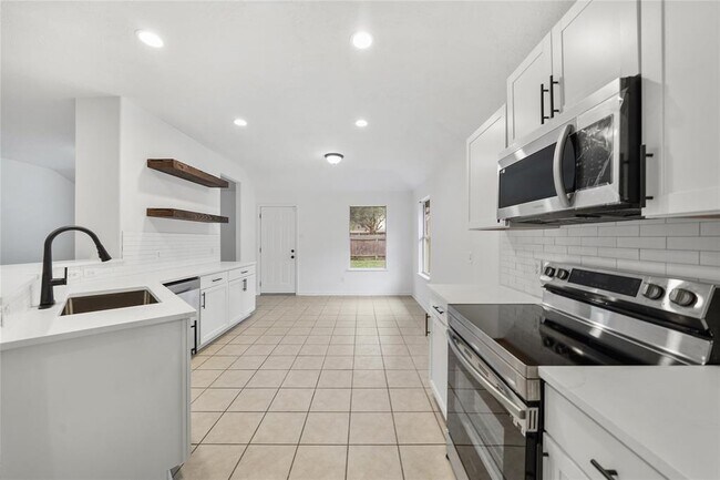 Building Photo - 6729 Hidden Colony Ln