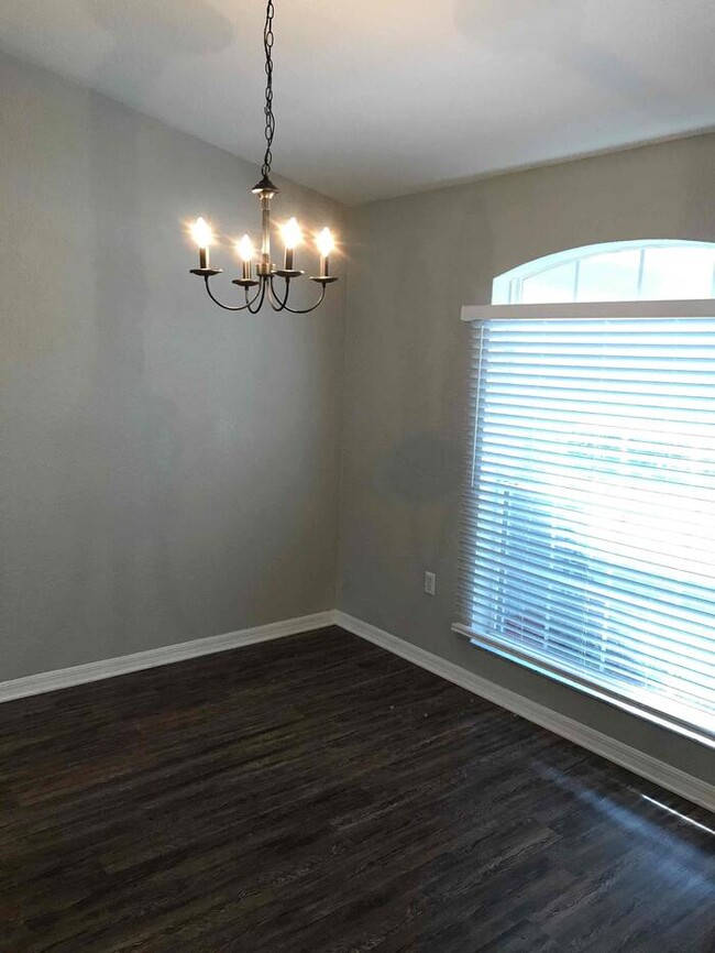 Building Photo - 6345 Hampton Pointe Cir