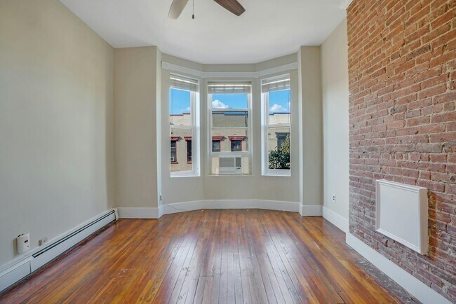 Building Photo - 261 1st St