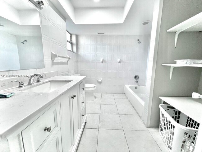 Foto del edificio - 11840 NE 19th Dr