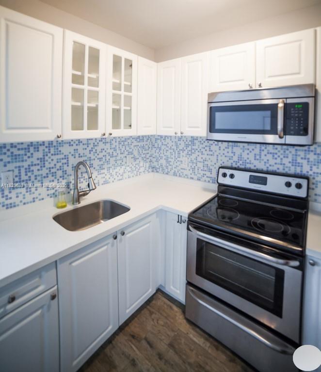 Foto principal - 53 NE 49th St