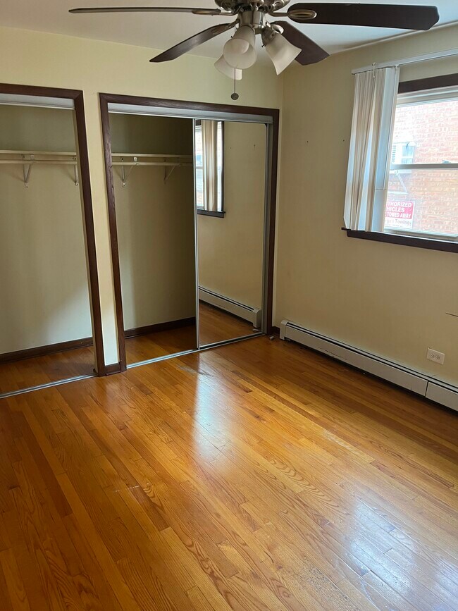 Foto del edificio - 332 Luella Ave