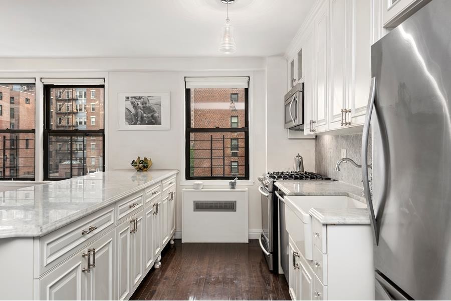 Foto principal - 201 East 21st Street