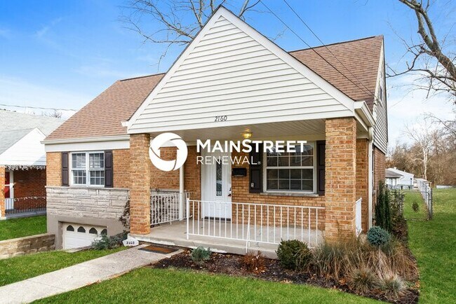 Foto del edificio - 4 Bedroom Pet-Friendly Home in Cincinnati, OH with Main Street Renewal