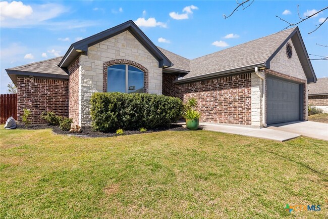 Building Photo - 2518 Inca Dove Dr