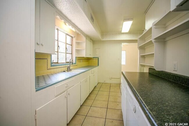 Foto del edificio - 805 NW 20th Terrace