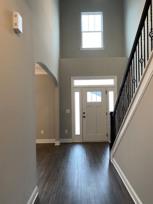 Foto del edificio - Spacious 5-Bedroom Home with Open Foyer - Move-In Ready! **Close to Fort Gordon, Hospitals, and I...