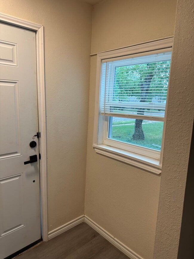 Building Photo - 2bd/1ba in Killeen