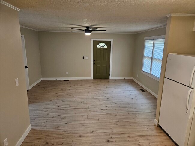 Foto del edificio - 678 Young St