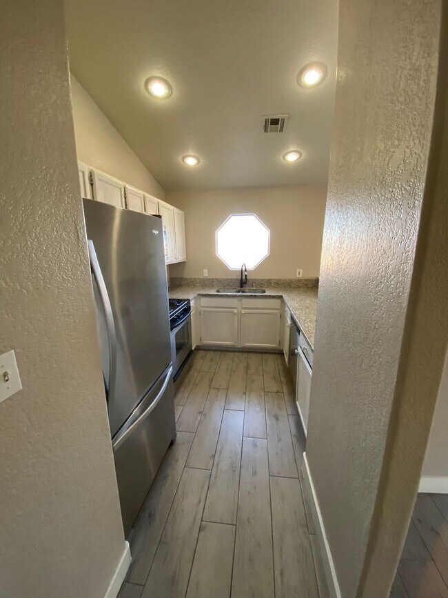 Foto del edificio - 5008 S Rainbow Blvd