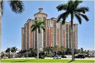 Building Photo - 550 Okeechobee Blvd