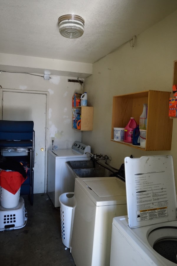 Interior Photo - 903 N Sloan Ave.