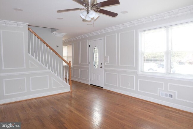 Building Photo - 3 Redgate Ct