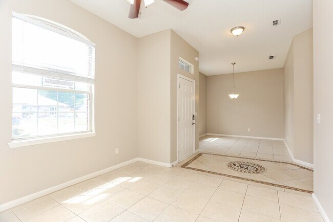 Building Photo - 2222 Thomas Lynch Ct