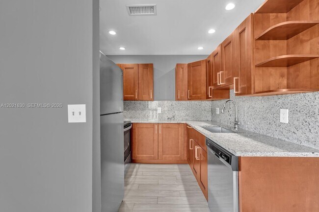 Foto del edificio - 8911 NW 28th Dr