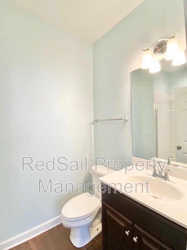 Foto del edificio - 116 Peyton Randolph Dr