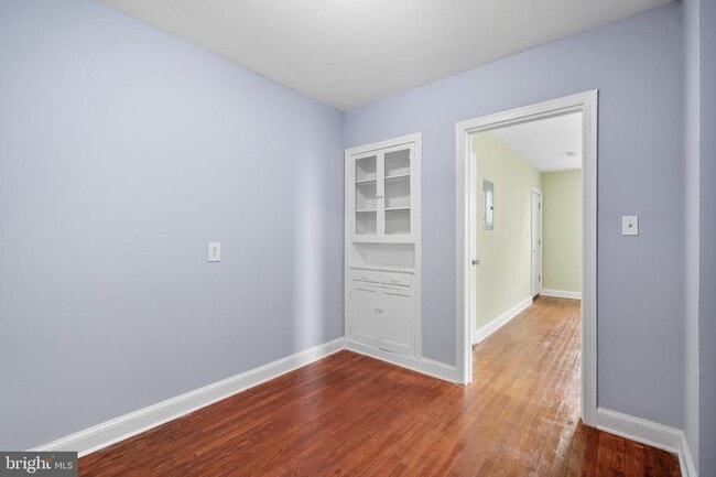 Foto del edificio - 3919 R St SE