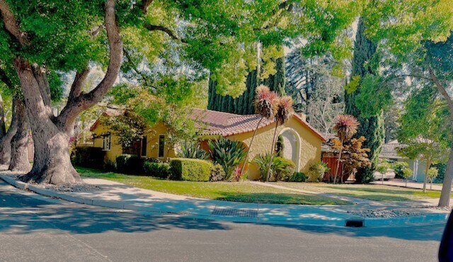 Foto principal - 1002 Hazelwood Ave