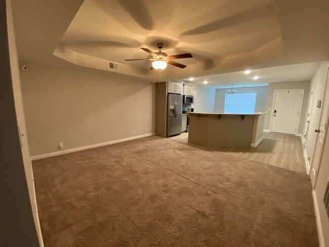 Foto del edificio - 6645 Woods Mill Dr