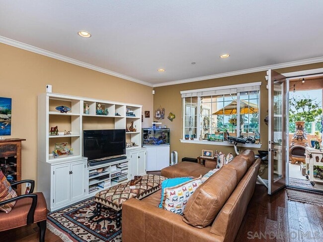Building Photo - 2744 Carlsbad Blvd