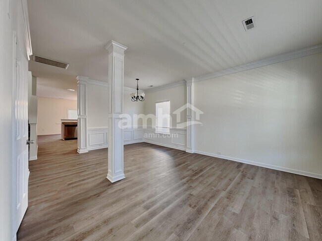 Foto del edificio - 2590 Leighswood Dr