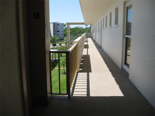Building Photo - 4200 Ironwood Cir