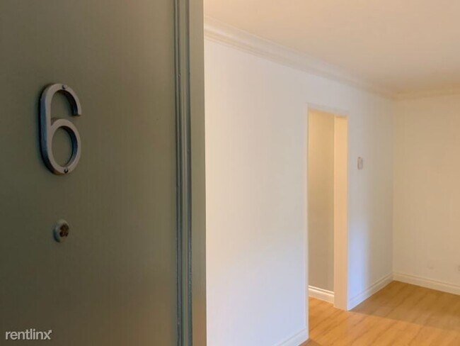 Foto del edificio - 1339 Barry Ave