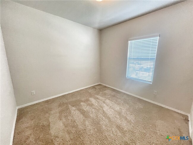 Building Photo - 940 Chachalaca Ct