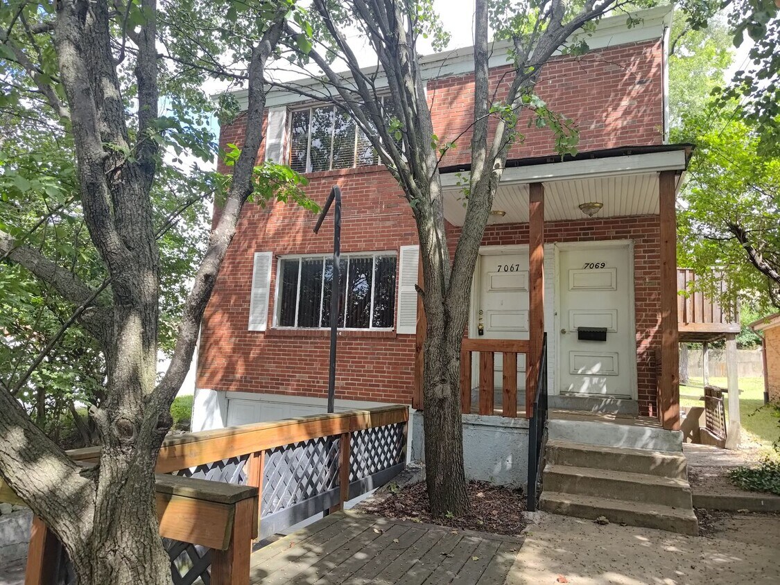 Primary Photo - 7067 Kennedy St