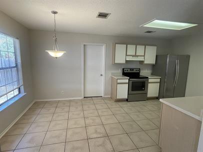 Building Photo - 121 Wild Buffalo Dr