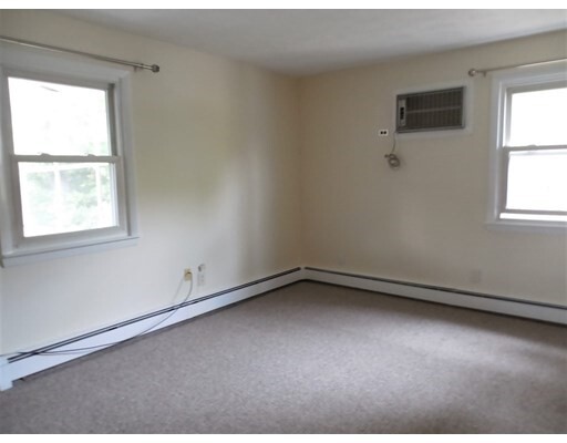 Building Photo - 489 Mt Auburn St