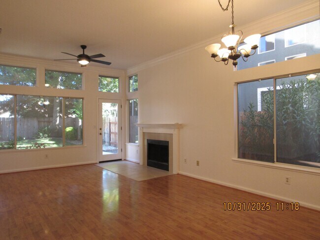 Foto del edificio - 15308 Medella Cir