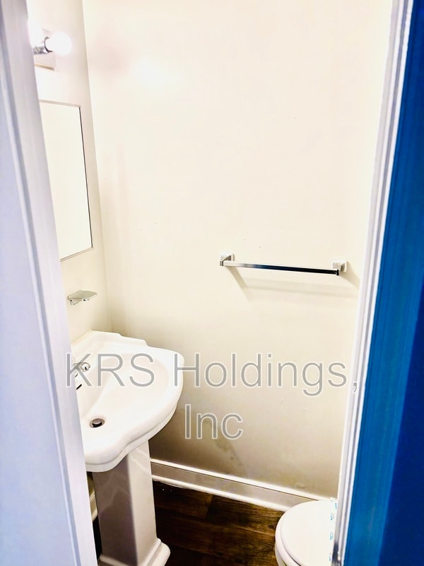 Building Photo - 5208 Goolsby Ct