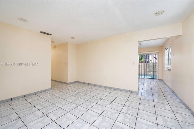 Building Photo - 201 NW 34th Ave