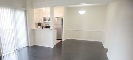 Building Photo - 3044 Antique Oaks Cir