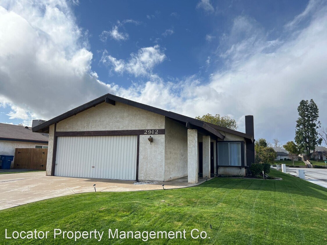 2912 Oak Tree Ave, Bakersfield, CA 93306 House Rental in Bakersfield