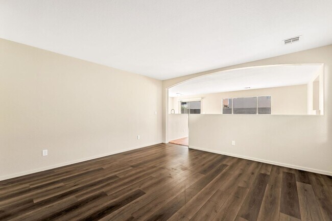 Foto del edificio - Modern Southwest Las Vegas Home with Fresh Upgrades & Inviting Open Layout!