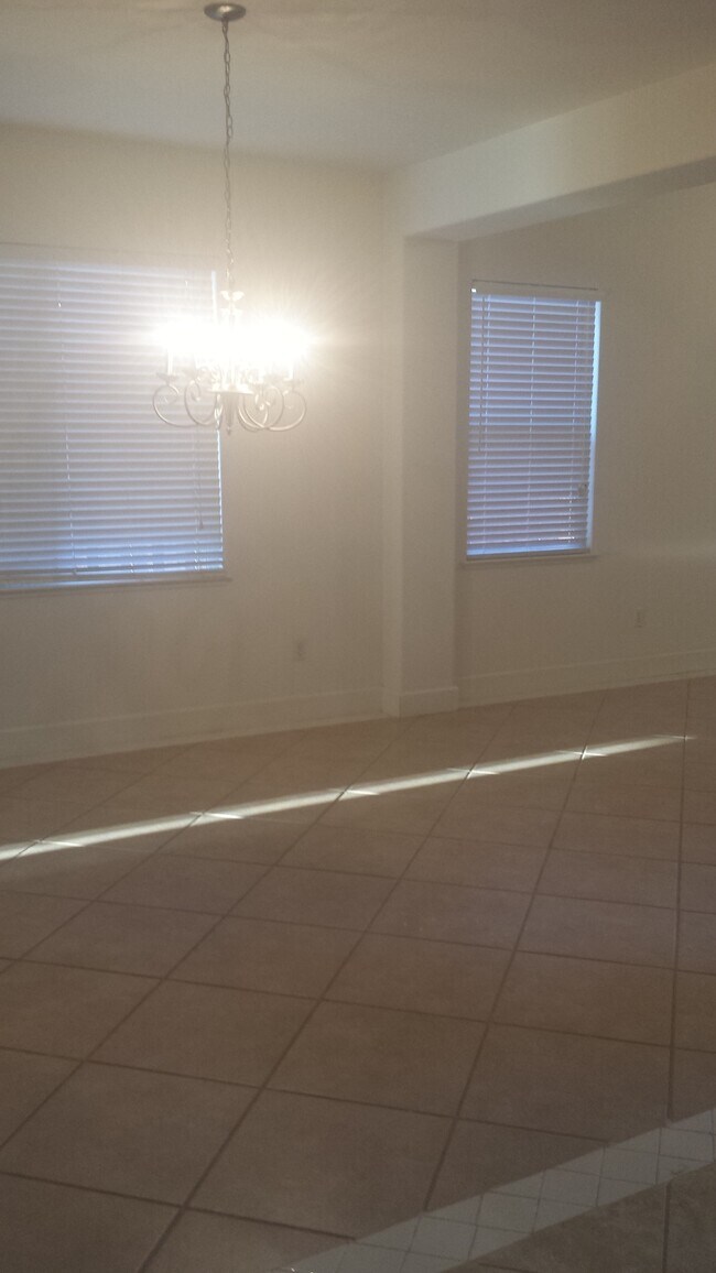 Building Photo - 149 Lavender Ln
