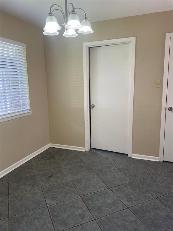 Building Photo - 15206 Carols Way Dr