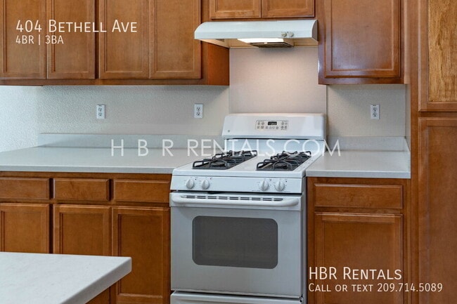 Building Photo - 404 Bethell Ave