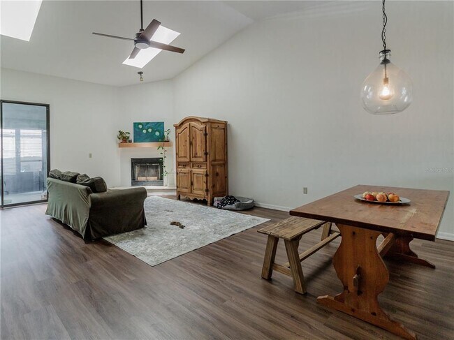 Foto del edificio - 3746 NW 53rd Rd