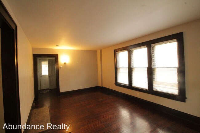 Building Photo - 3 br, 1 bath House - 505 E. Jenkins Avenue